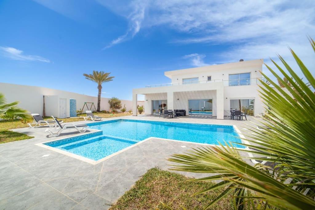Dar Meryem Villa Piscine Sans Vis-A-Vis Djerba Мидун Екстериор снимка