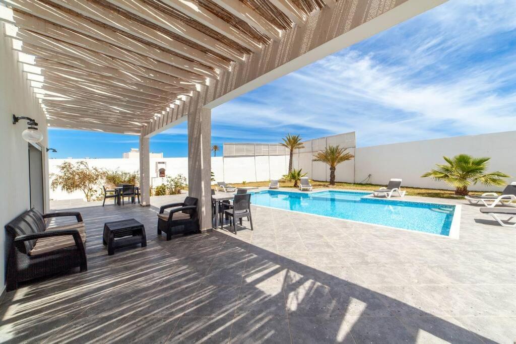Dar Meryem Villa Piscine Sans Vis-A-Vis Djerba Мидун Екстериор снимка